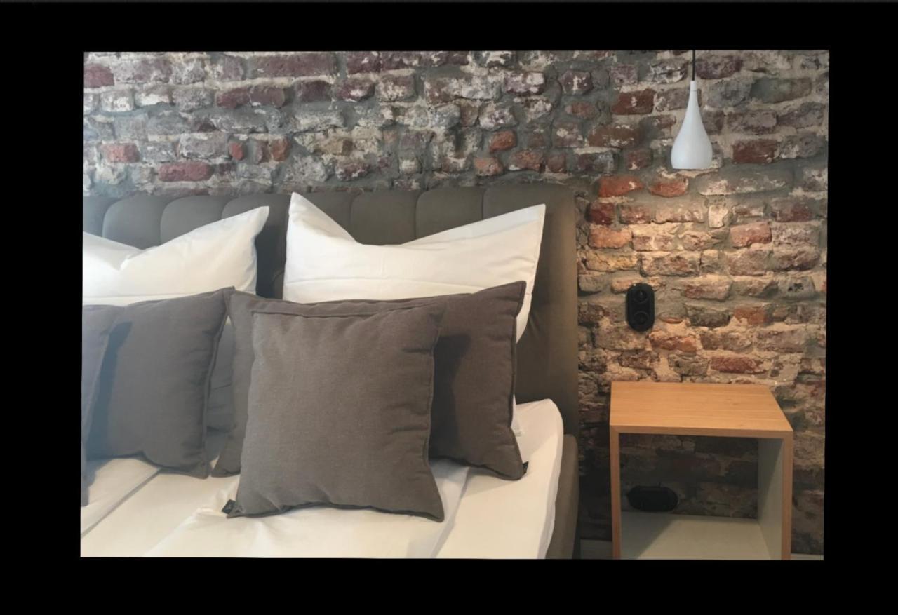 Square Rooms 20 デュッセルドルフ エクステリア 写真