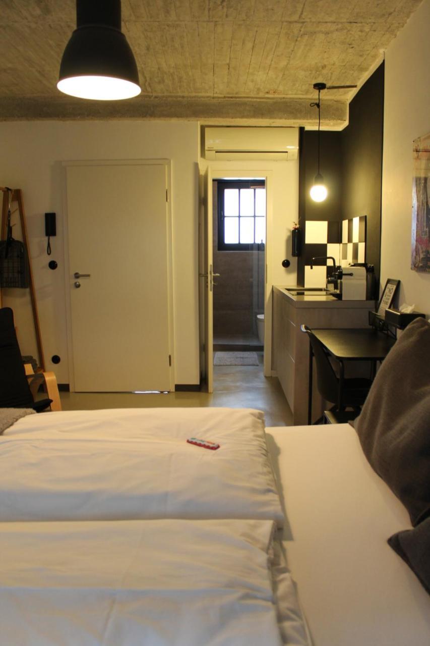 Square Rooms 20 デュッセルドルフ エクステリア 写真