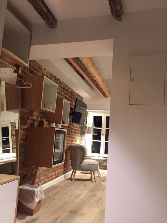 Square Rooms 20 デュッセルドルフ エクステリア 写真