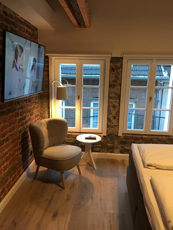 Square Rooms 20 デュッセルドルフ エクステリア 写真
